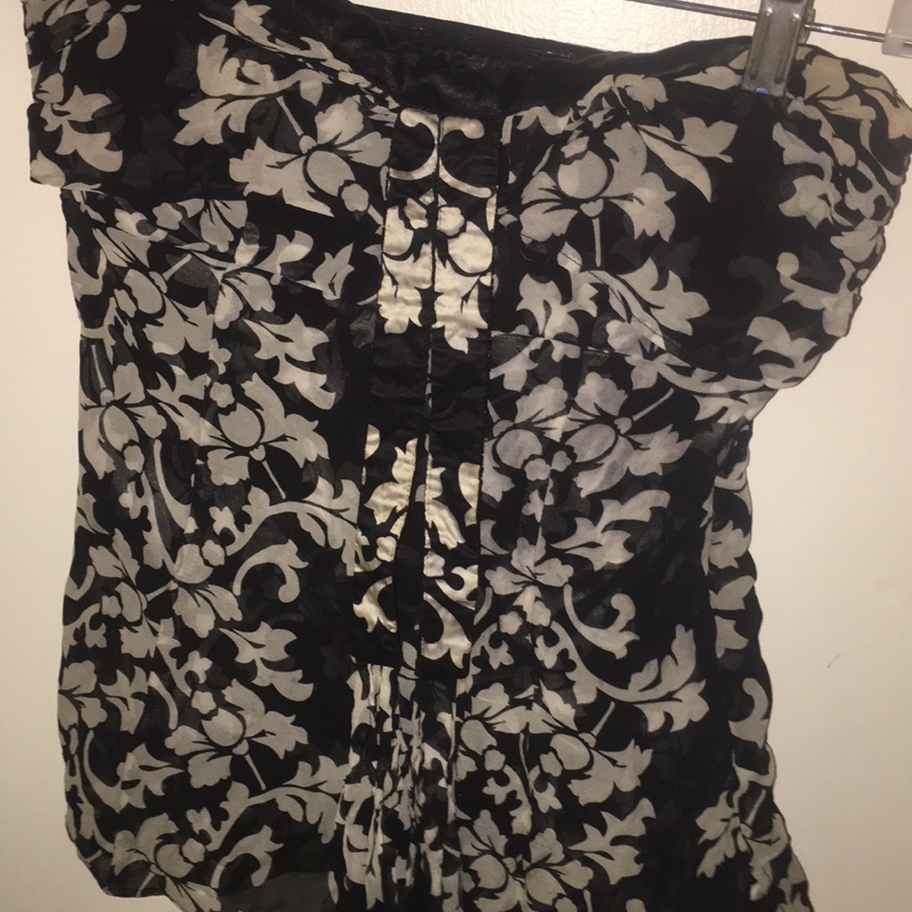 Black strapless halter top shirt